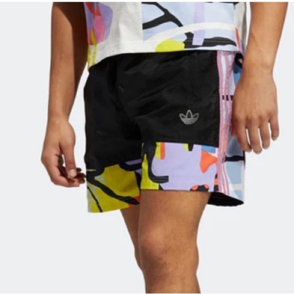 Adidas Originals “Love Unites” Unisex Pull-On Drawstring Waist Shorts size XL - Picture 1 of 12